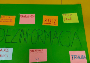 Lekcja o dezinformacji w klasach 6 - 8