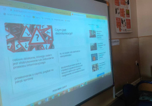 Lekcja o dezinformacji w klasach 6 - 8
