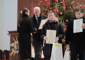 Rozstrzygnięcie III powiatowego konkursu 'Aniołek - Bożonarodzeniowa ozdoba'