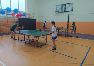 Tenis