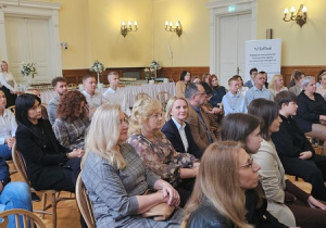 Przedstawiciele szkoły podczas konferencji oświatowej pt. "Technologia jest dla ludzi, a nie ludzie dla technologii"