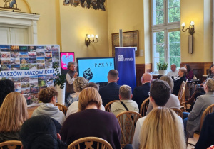 Przedstawiciele szkoły podczas konferencji oświatowej pt. "Technologia jest dla ludzi, a nie ludzie dla technologii"