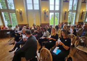 Przedstawiciele szkoły podczas konferencji oświatowej pt. "Technologia jest dla ludzi, a nie ludzie dla technologii"