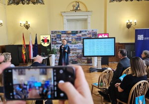 Przedstawiciele szkoły podczas konferencji oświatowej pt. "Technologia jest dla ludzi, a nie ludzie dla technologii"