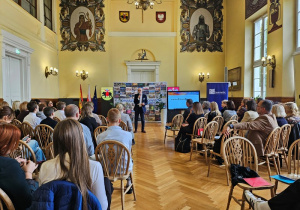 Przedstawiciele szkoły podczas konferencji oświatowej pt. "Technologia jest dla ludzi, a nie ludzie dla technologii"
