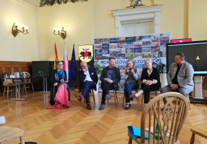Przedstawiciele szkoły podczas konferencji oświatowej pt. "Technologia jest dla ludzi, a nie ludzie dla technologii"