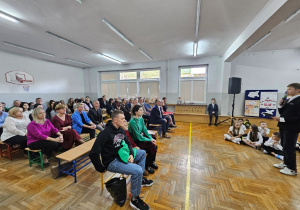 Uroczysta akademia z okazji Dnia Edukacji Narodowej w JEDYNCE