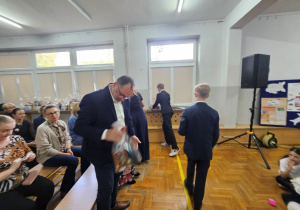 Uroczysta akademia z okazji Dnia Edukacji Narodowej w JEDYNCE
