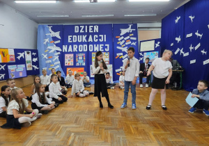 Uroczysta akademia z okazji Dnia Edukacji Narodowej w JEDYNCE