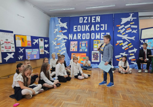 Uroczysta akademia z okazji Dnia Edukacji Narodowej w JEDYNCE