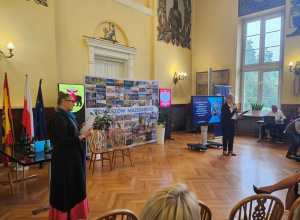 Konferencja oświatowa w UM