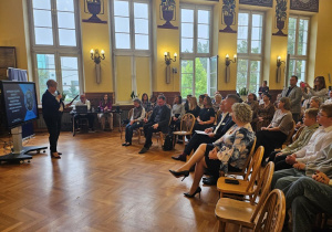 Przedstawiciele szkoły podczas konferencji oświatowej pt. "Technologia jest dla ludzi, a nie ludzie dla technologii"
