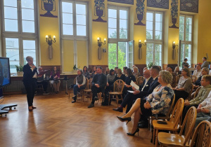 Przedstawiciele szkoły podczas konferencji oświatowej pt. "Technologia jest dla ludzi, a nie ludzie dla technologii"