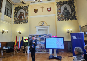 Przedstawiciele szkoły podczas konferencji oświatowej pt. "Technologia jest dla ludzi, a nie ludzie dla technologii"