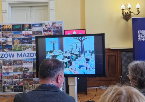 Przedstawiciele szkoły podczas konferencji oświatowej pt. "Technologia jest dla ludzi, a nie ludzie dla technologii"