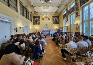 Przedstawiciele szkoły podczas konferencji oświatowej pt. "Technologia jest dla ludzi, a nie ludzie dla technologii"