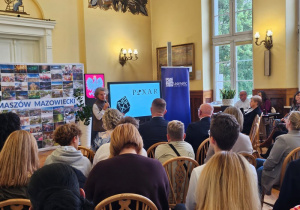 Przedstawiciele szkoły podczas konferencji oświatowej pt. "Technologia jest dla ludzi, a nie ludzie dla technologii"