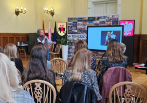 Przedstawiciele szkoły podczas konferencji oświatowej pt. "Technologia jest dla ludzi, a nie ludzie dla technologii"