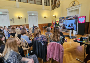 Przedstawiciele szkoły podczas konferencji oświatowej pt. "Technologia jest dla ludzi, a nie ludzie dla technologii"