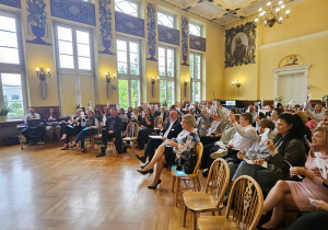 Przedstawiciele szkoły podczas konferencji oświatowej pt. "Technologia jest dla ludzi, a nie ludzie dla technologii"