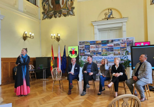 Przedstawiciele szkoły podczas konferencji oświatowej pt. "Technologia jest dla ludzi, a nie ludzie dla technologii"