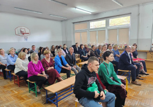 Uroczysta akademia z okazji Dnia Edukacji Narodowej w JEDYNCE