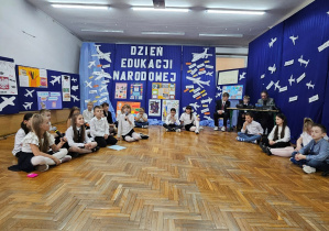 Uroczysta akademia z okazji Dnia Edukacji Narodowej w JEDYNCE