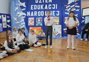 Uroczysta akademia z okazji Dnia Edukacji Narodowej w JEDYNCE