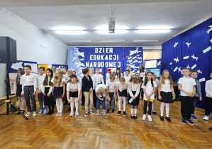 Uroczysta akademia z okazji Dnia Edukacji Narodowej w JEDYNCE