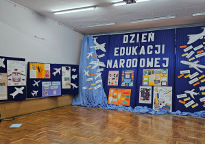 Uroczysta akademia z okazji Dnia Edukacji Narodowej w JEDYNCE